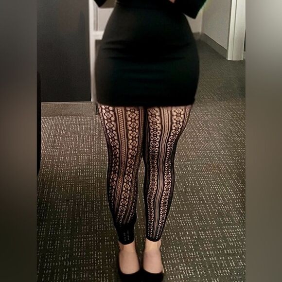 Floral Design Footless Fishnet Tights - Picture 1 of 6